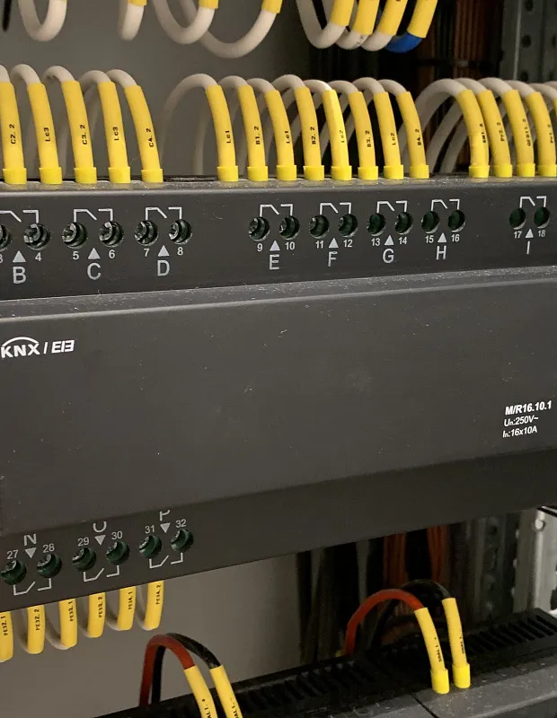 Обзорная статья про KNX